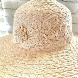 Cappelli Straworld Crochet Floral Sunhat Ivory​​​​​​​​​​​​​​​